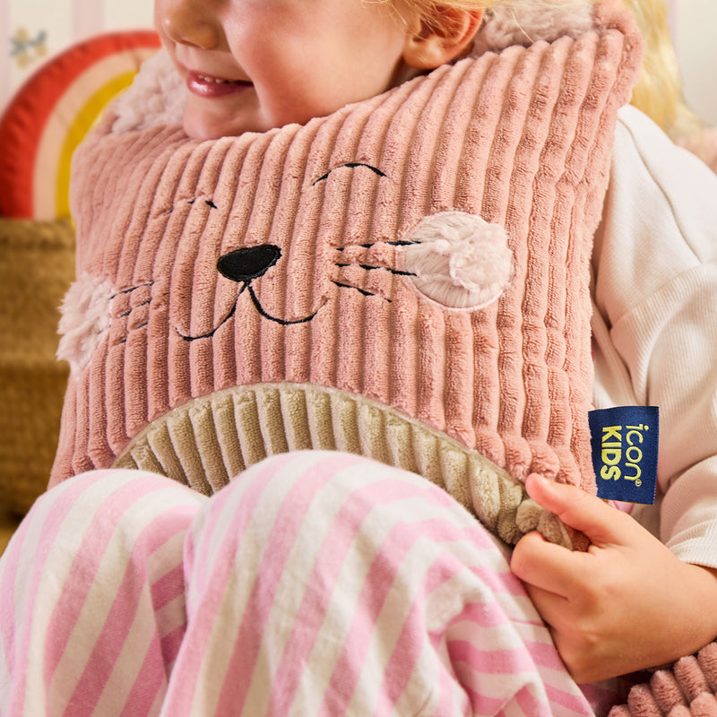 Coussin en velours côtelé Cleo le chat pour enfants - Rose aube