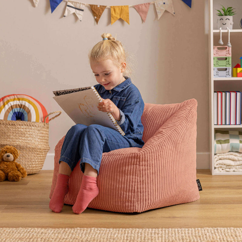 Fauteuil poire enfant Natalia en velours côtelé, rose auroral