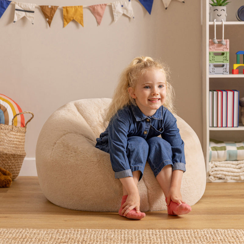 Pouf classique enfant en fausse fourrure Kingston, naturel