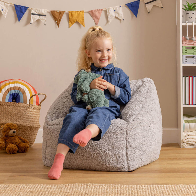 Fauteuil poire en polaire pour enfants Natalia, gris