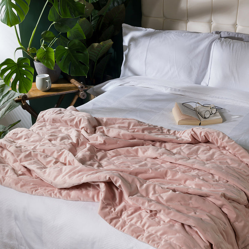 Jeté de lit en velours matelassé Rosa - Rose poudré